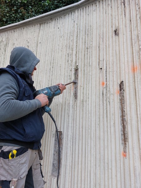 Betonschade wand