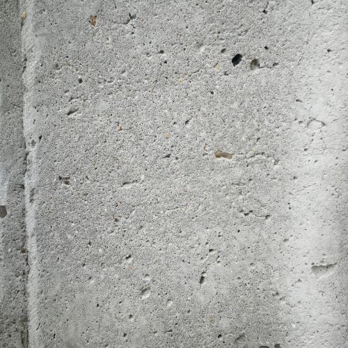 Betonschade egaliseren van holtes-min